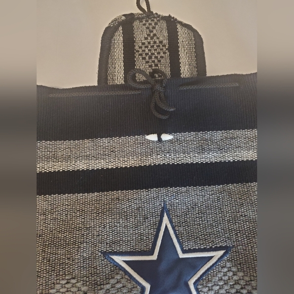 NFL Dallas Cowboys Black and Gray Backpack - Picture 5 of 6